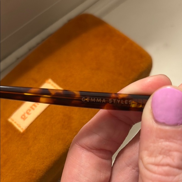 Tortoise Shell Sunglasses - Picture 5 of 8